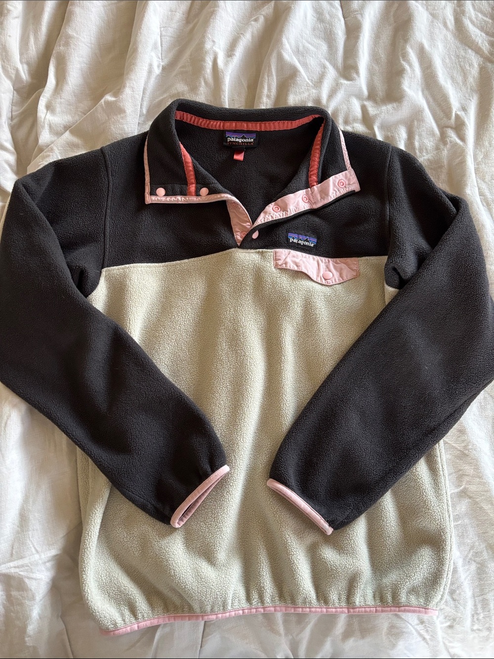 Patagonia Black & Cream Snap Fleece Pullover with Pink Trim